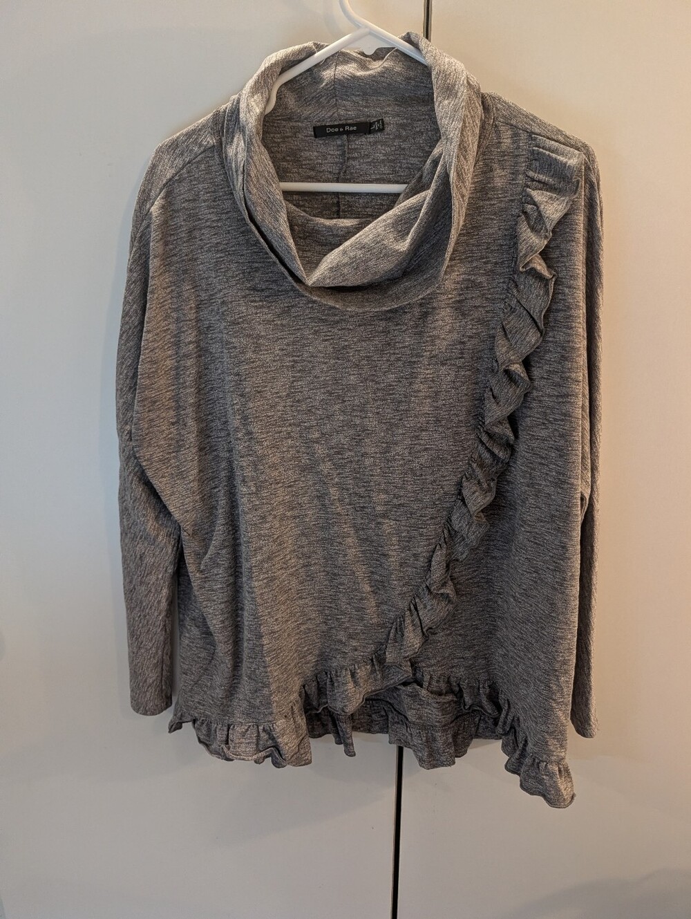 Doe & Rae Woman's Large Heather Gray Ruffle Cowl Neck Sweater